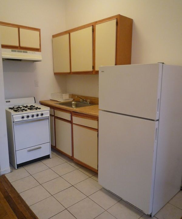 67 Central Ave APT 2R Brooklyn NY 11206 Zillow