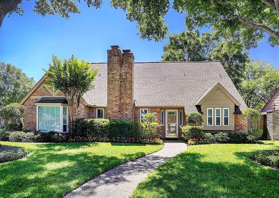 1st image of 1703 Valley Vista Dr