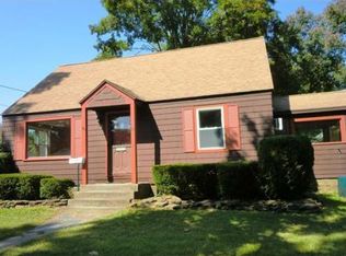 28 Huron St, Springfield, MA 01104
