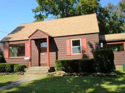 28 Huron St, Springfield, MA, 01104