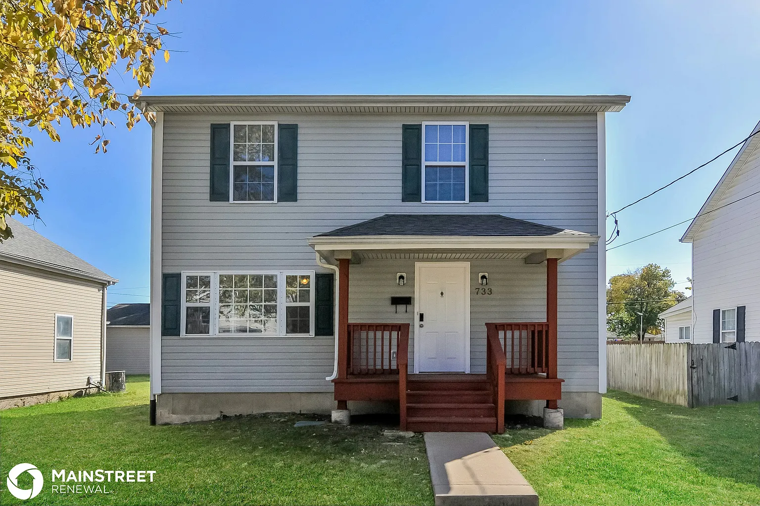 733 Benton St photo 1