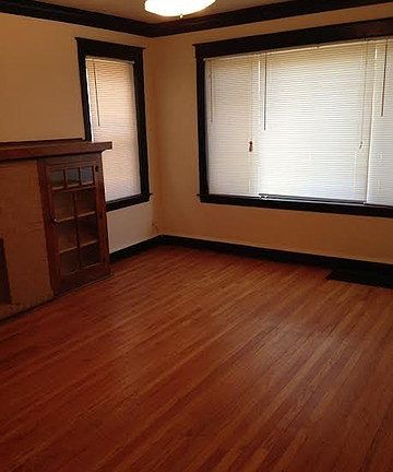 2nd image of 1810 N Lotus Ave #1