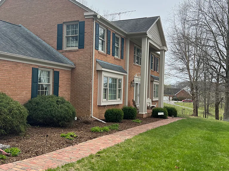 1192 Round Meadow Dr — Photo 5