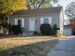 2111 E 27th St, Des Moines, IA 50317