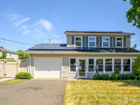 40 Pomona Blvd, Keyport, NJ 07735