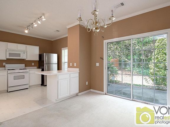 5th image of 2777 Terrell Trace Dr