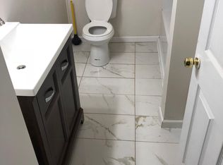 64 1st St APT 1, Albany, NY 12210