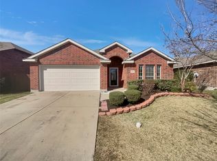 2029 Windsong Dr, Heartland, TX 75126