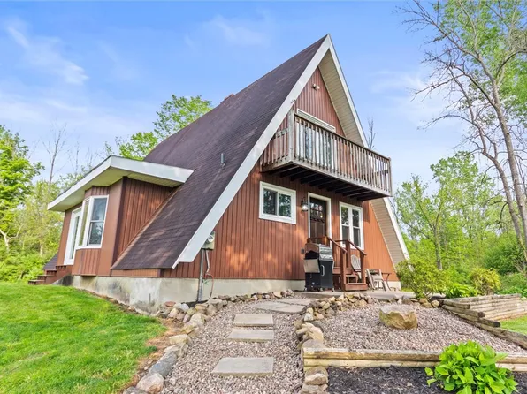 5226 Eddy Ridge Rd, Marion, NY 14505