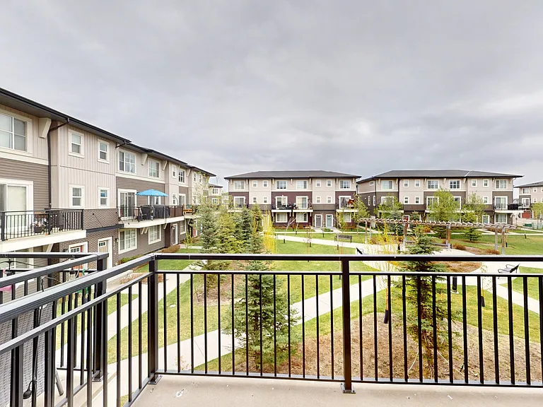 410 Cornerstone Mnr NE — Photo 17