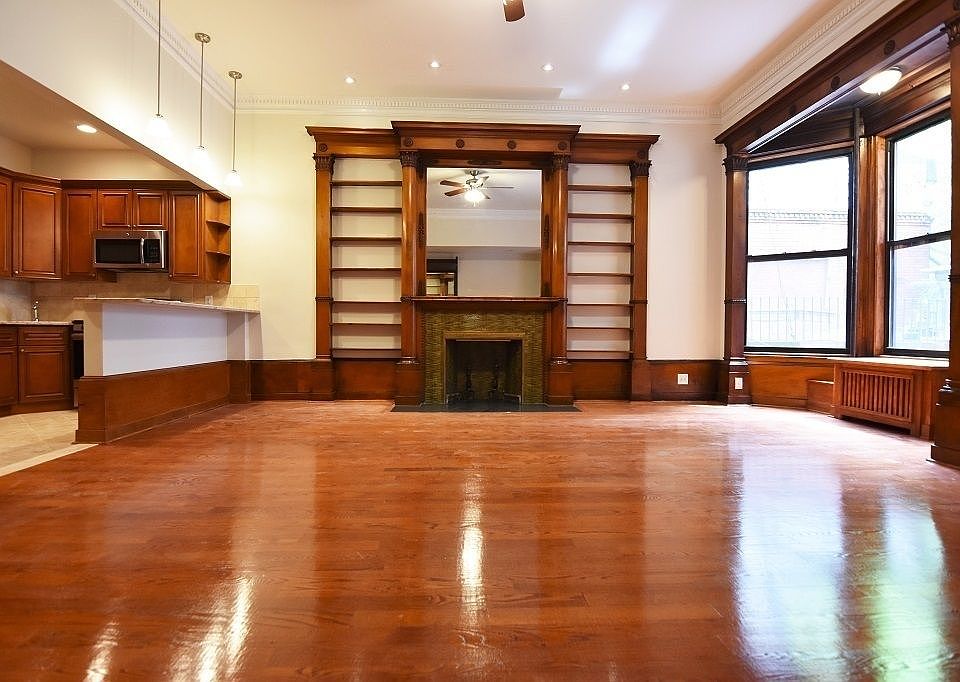 1st image of 226 W 72nd St APT 2B