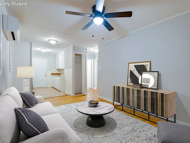 1813 Younger Ave #B — Photo 10