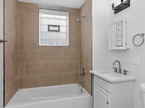 3rd image of 5400 W 23rd St Unit 3