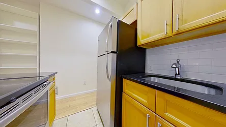 Rented by TOUR LLC