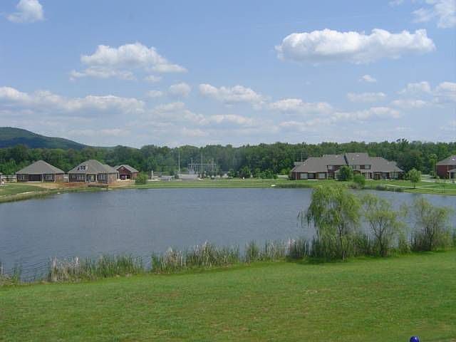 2nd image of 2615 Edgerton Dr SE