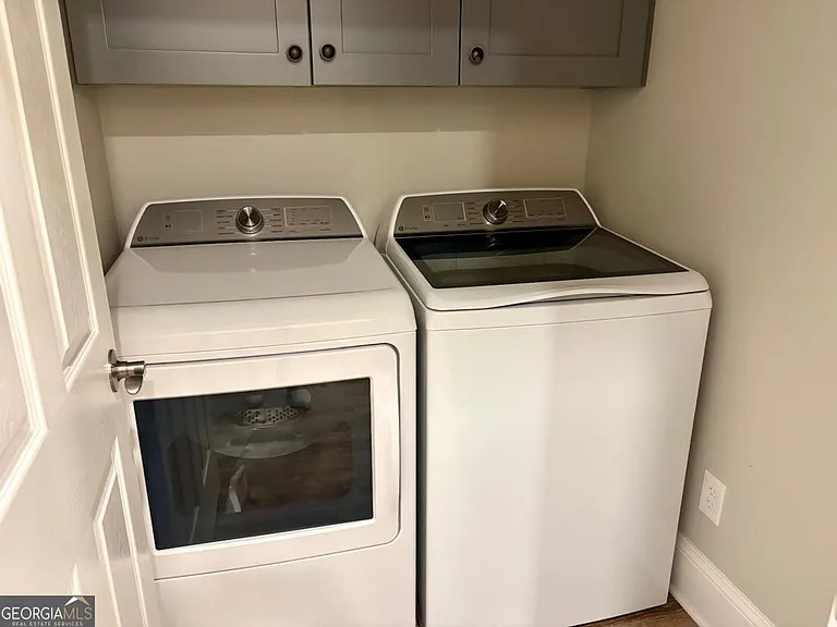 76 Hatch Dr — Photo 8