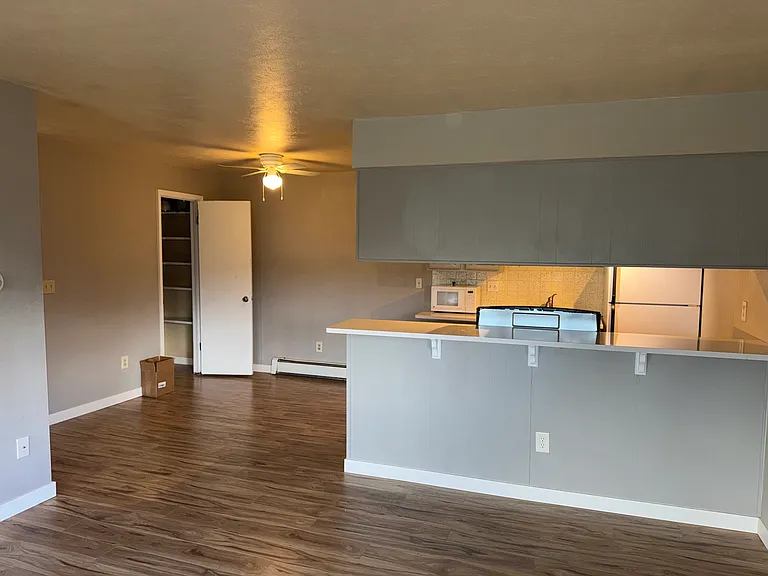 645 Manhattan Pl #39 — Photo 12