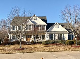 5342 Lancelot Dr, Weldon Spring, MO 63304