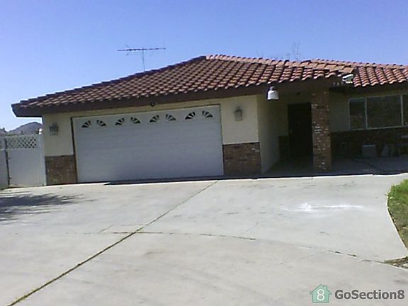 5th image of 780 S Kirby St