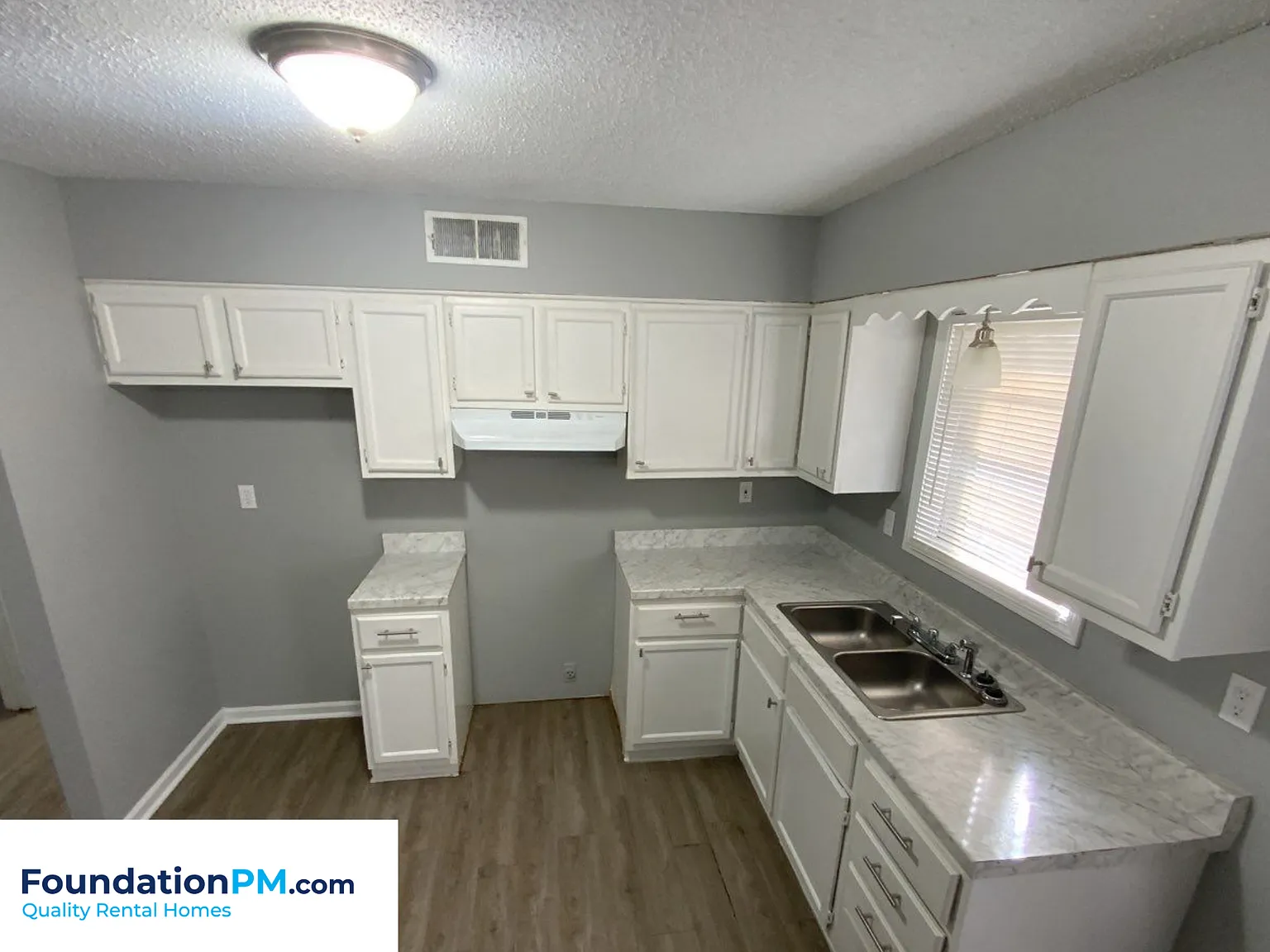 901 Chesterton Drive (Sold 7-16-25) - 1 — Photo 4