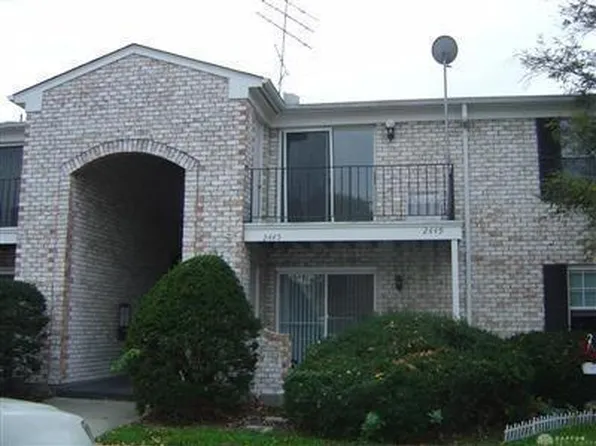 2449 Crew Cir, Dayton, OH 45439