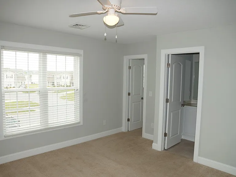 2344 Chavis Dr #B — Photo 25