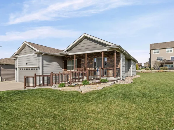 338 Headwaters Dr, Lawrence, KS 66049