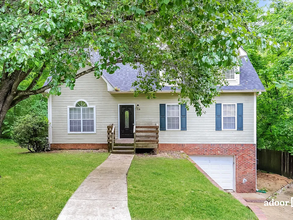 1136 Oak Creek Trl