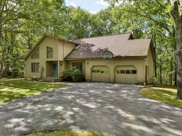 63 Keene Woods Road, Damariscotta, ME 04543