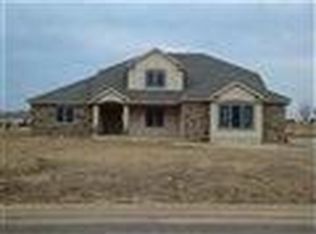 2008 Thoroughbred Ln, Auburn, IN 46706