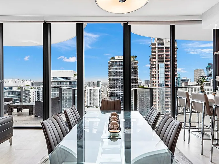 1000 Brickell Plz #Penthouse 5301 — Photo 12