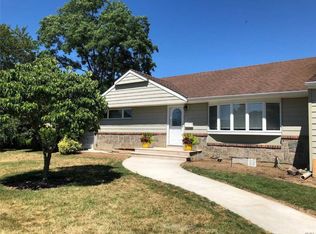 1639 George Rd, Wantagh, NY 11793