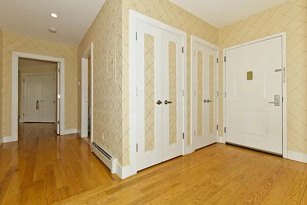 Sold by Fillmore | media 6