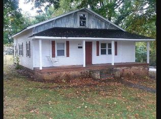 643 4th St, Newport, TN 37821