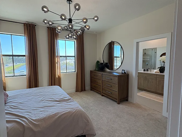 7250 Griffin Rd #1 — Photo 6