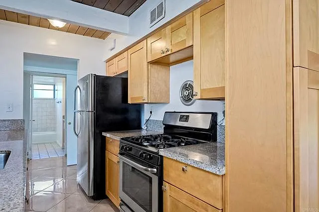 3345 Tropicana Dr — Photo 3