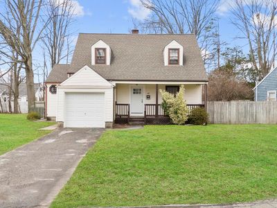 50 Pilgrim Road, Bridgeport, CT, 06610