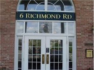 6301 Richmond Rd, West Milford, NJ 07480