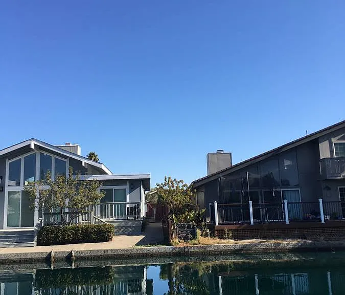 Lurline Dr — Photo 10