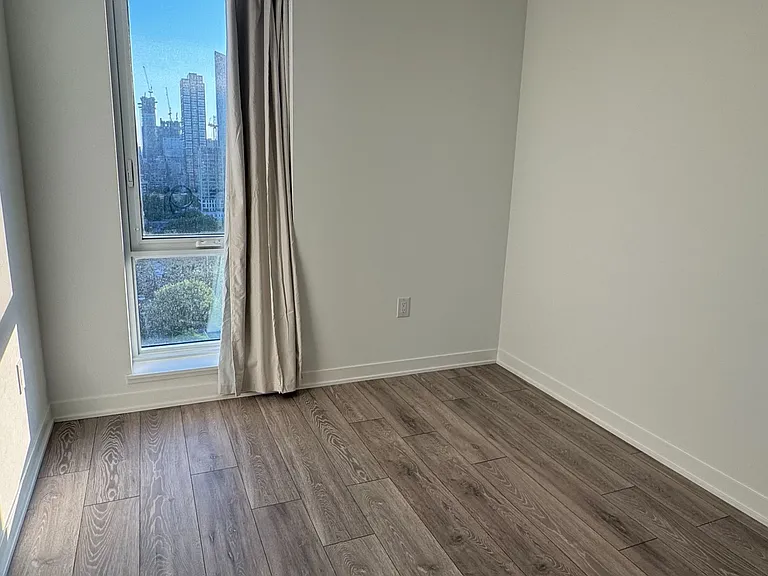10 Oak St #1907 — Photo 20