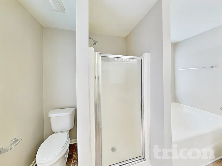 106 Newport Dr — Photo 11