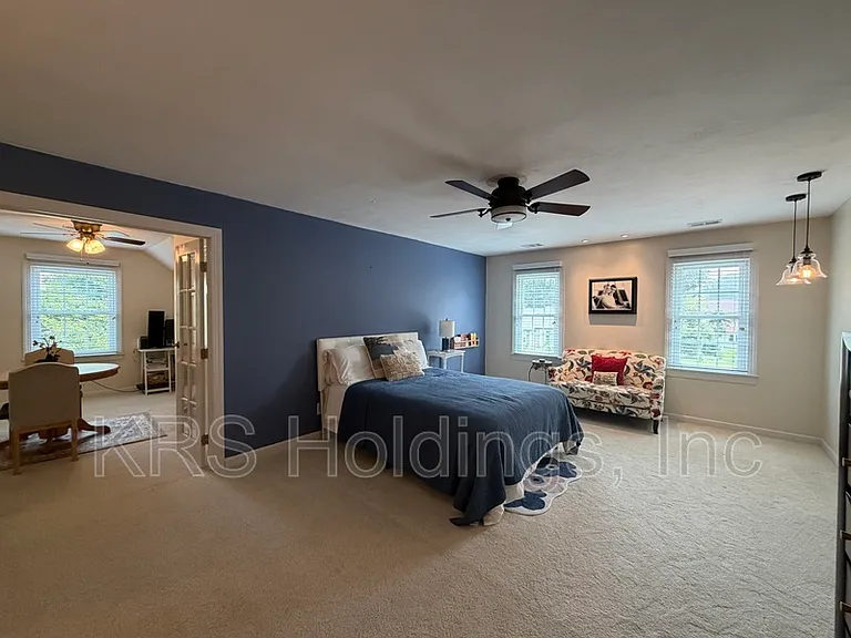 1520 Woodside Ct N — Photo 22