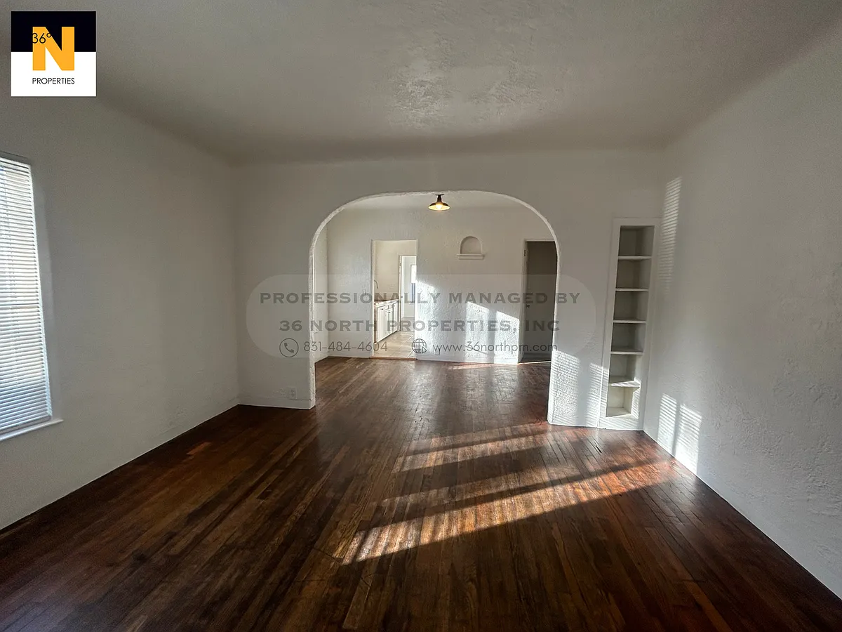 Building Photo - 216 7th Street