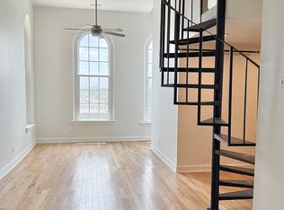 747 S 5th St #1, Louisville, KY 40203