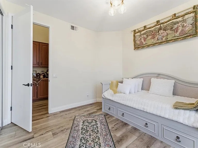 2749 Silver Oak Pl — Photo 31