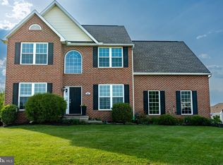 14 Celestial Ter, Greencastle, PA 17225
