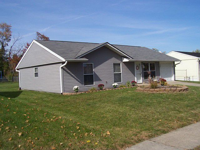 559 Shasta Dr, Lancaster, OH is a picture perfect ranch.