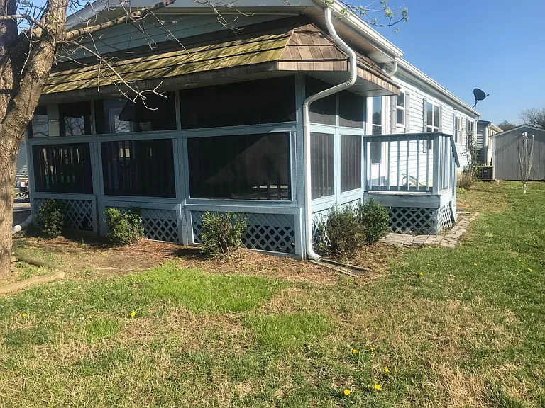 14 Welch Dr E — Photo 2