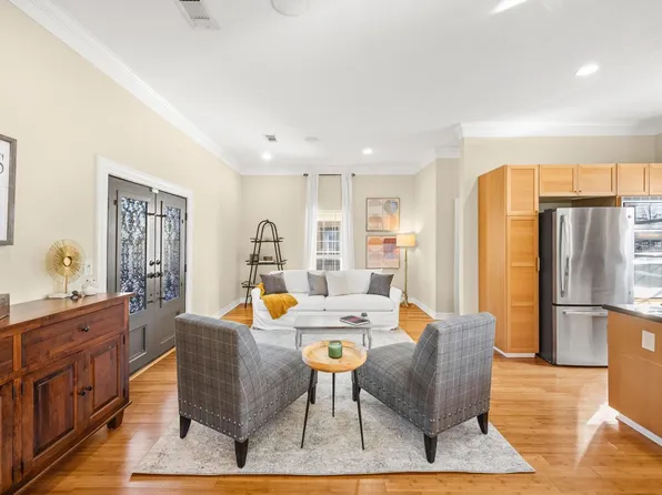 609 Gardner St, Houston, TX 77009