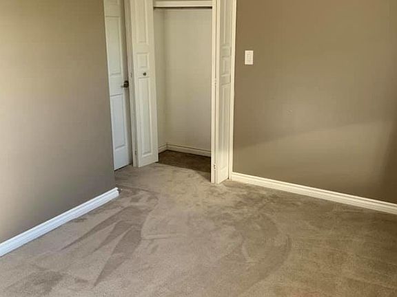 4th image of 4705 45th St #A